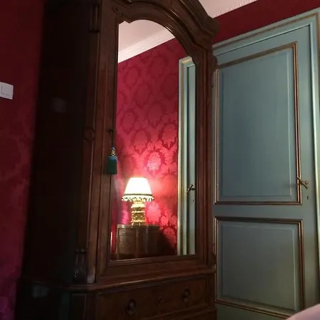 Le Vert-bois Couette-café 3*